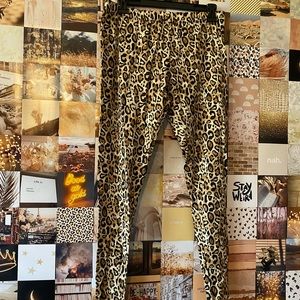 Women’s Leopard Leggings